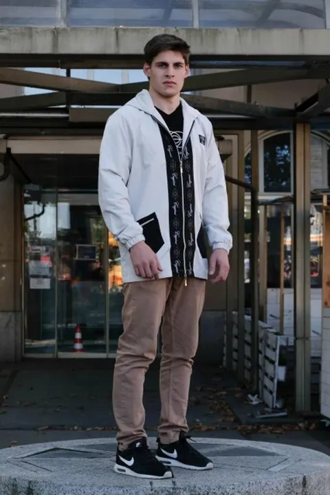 4. Bild von Mattis M. aus seiner Sedcard