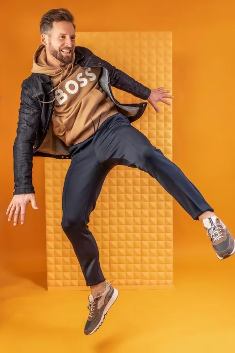 6. Bild von Tobi T. aus seiner Sedcard