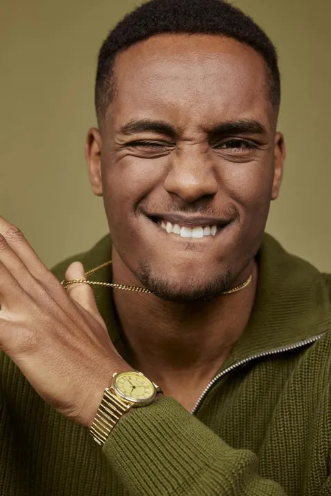 Abel K. ist ein männliches People of Color Model mit braunen Augen und schwarzen Haaren aus Stuttgart