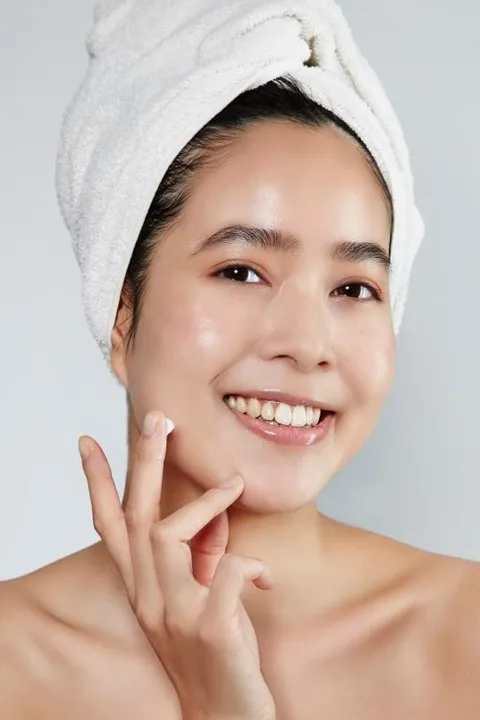 5. Bild von Thuy An T. aus seiner Sedcard