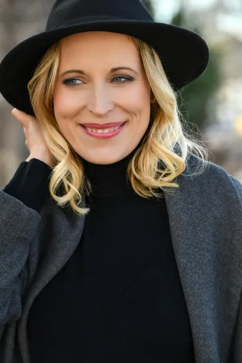 5. Bild von Johanna J. aus seiner Sedcard
