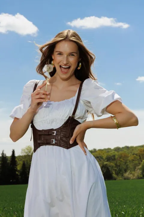4. Bild von Jana J. aus seiner Sedcard