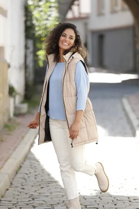 16. Bild von Nabila N. aus seiner Sedcard