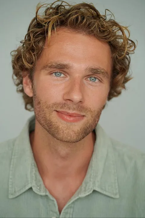 Matthias W. ist ein männliches Actors Model mit blauen Augen und blonden Haaren aus Köln