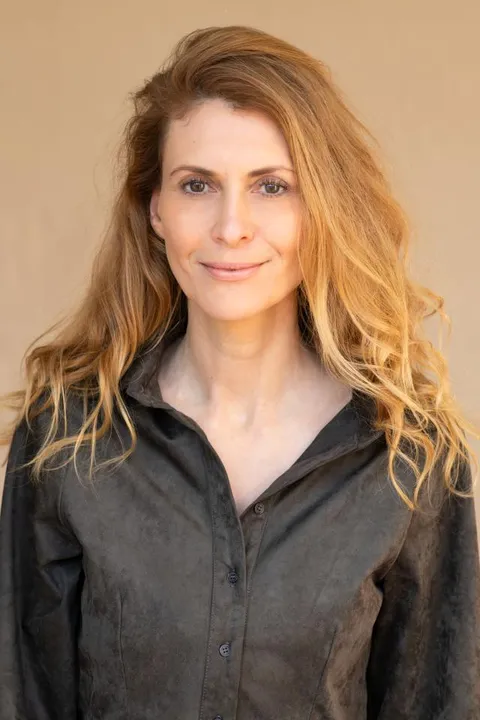 Andra K. ist ein weibliches Moderation Model mit braunen Augen und blonden Haaren aus Berlin