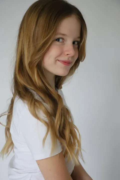 6. Bild von Mirja M. aus seiner Sedcard