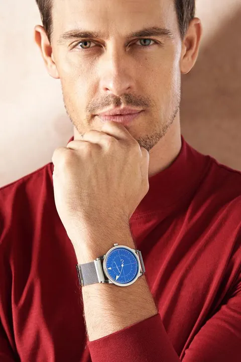 Michael W. ist ein männliches Actors Model mit grünen Augen und braunen Haaren aus Frankfurt