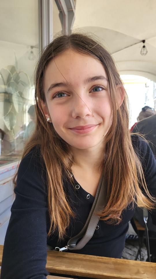 2. Bild von Kim-Lena K. aus seiner Sedcard