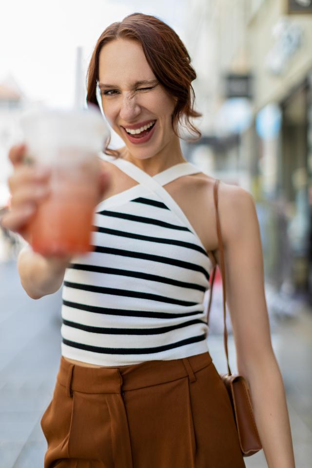 2. Bild von Alexandra A. aus seiner Sedcard