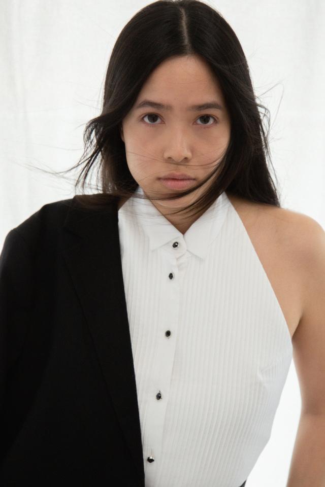 6. Bild von Thuy An T. aus seiner Sedcard