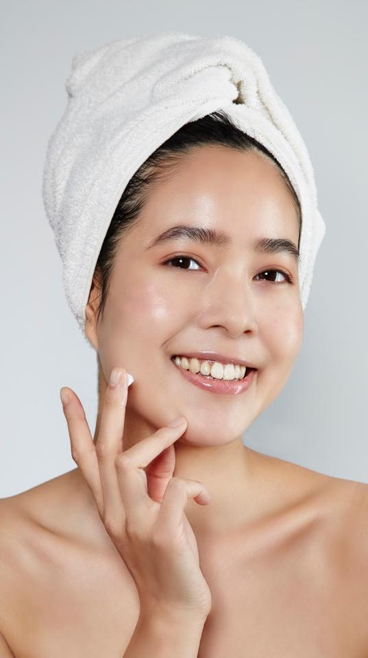5. Bild von Thuy An T. aus seiner Sedcard