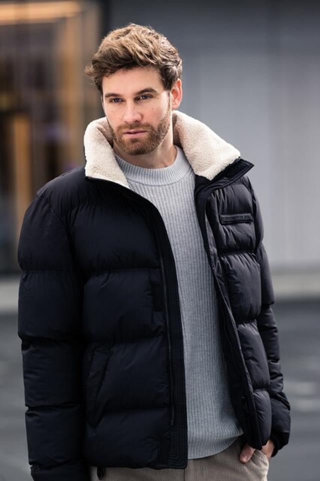 13. Bild von Manuel M. aus seiner Sedcard