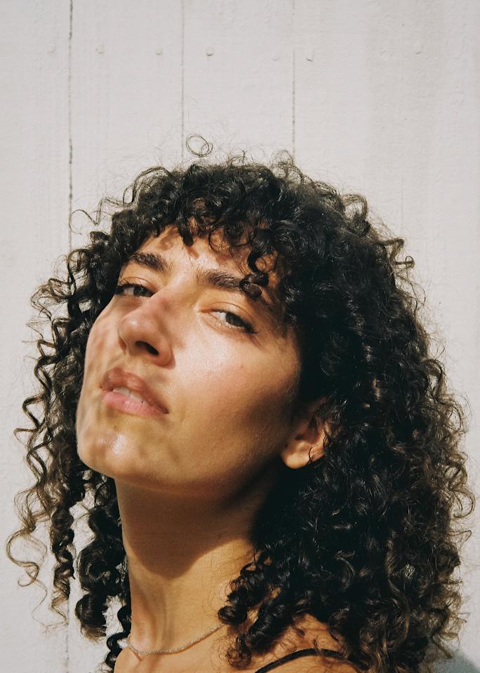 1. Bild von Marie M. aus seiner Sedcard