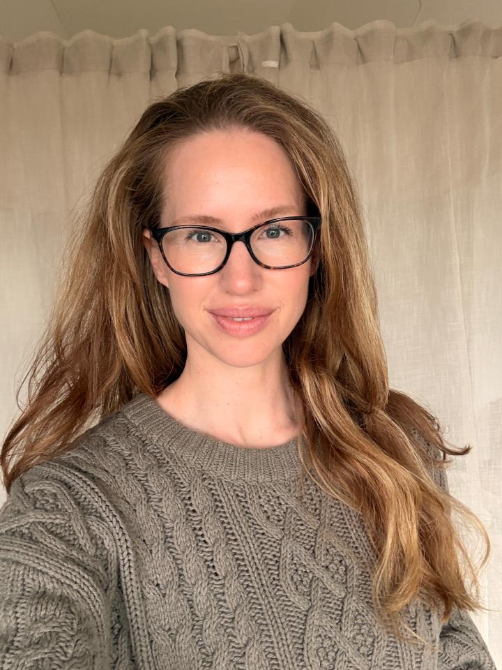 6. Bild von Theresia T. aus seiner Sedcard