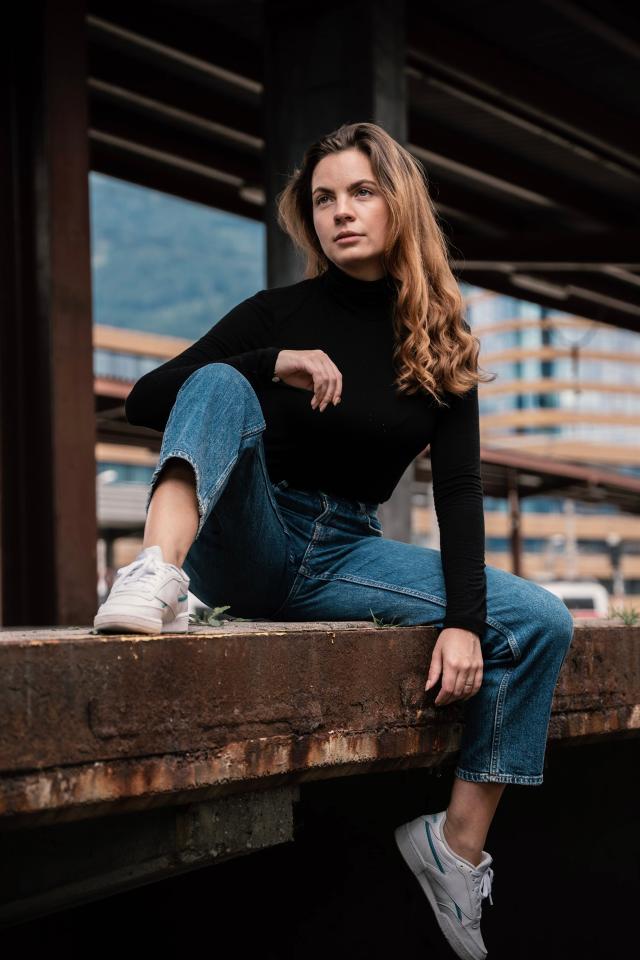 10. Bild von Leonie L. aus seiner Sedcard