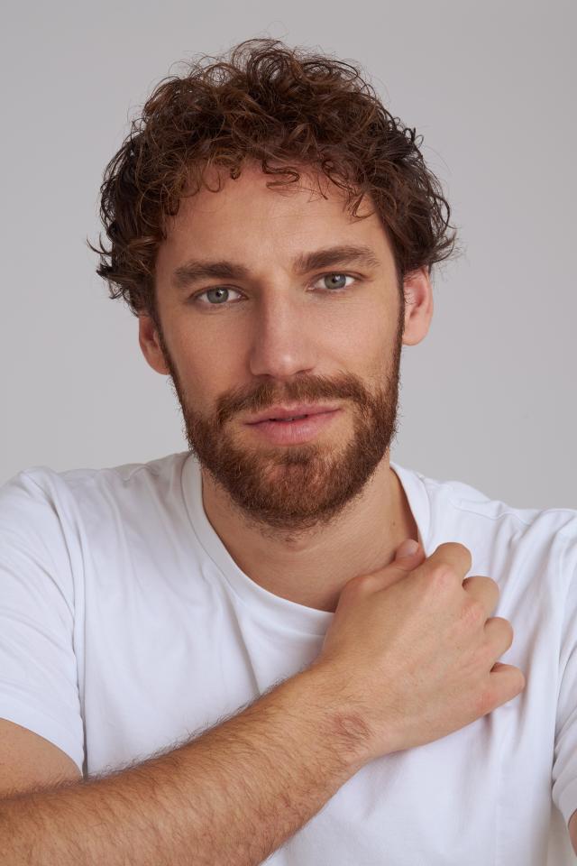 2. Bild von Martin Oliver M. aus seiner Sedcard