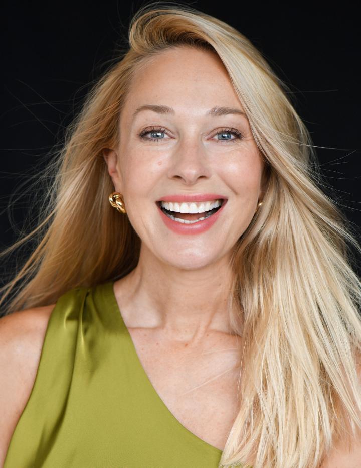 Heidi F. ist ein weibliches Sport Model mit blauen Augen und blonden Haaren aus Stuttgart