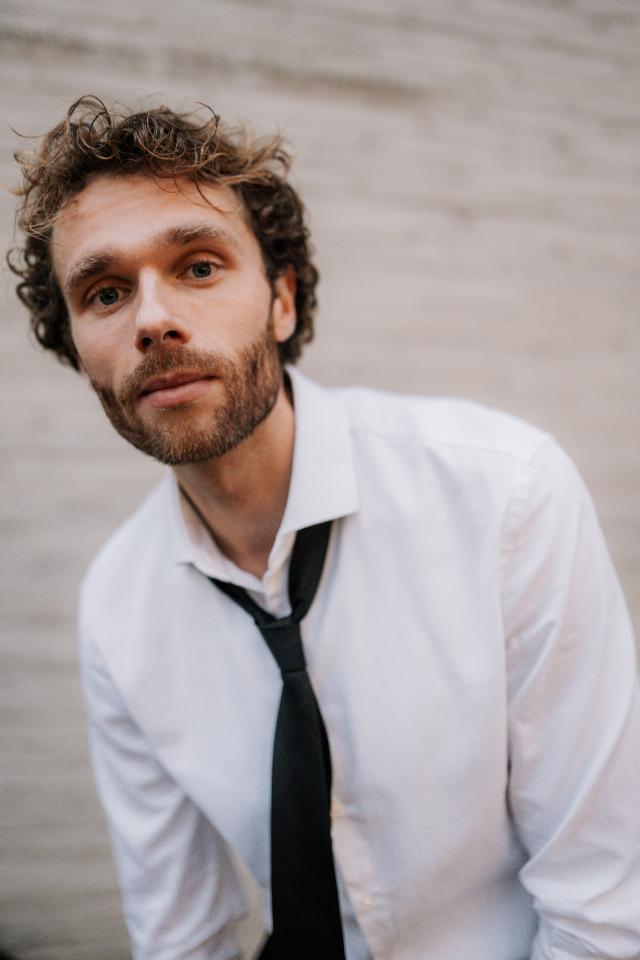 Matthias W. ist ein männliches Actors Model mit blauen Augen und blonden Haaren aus Köln