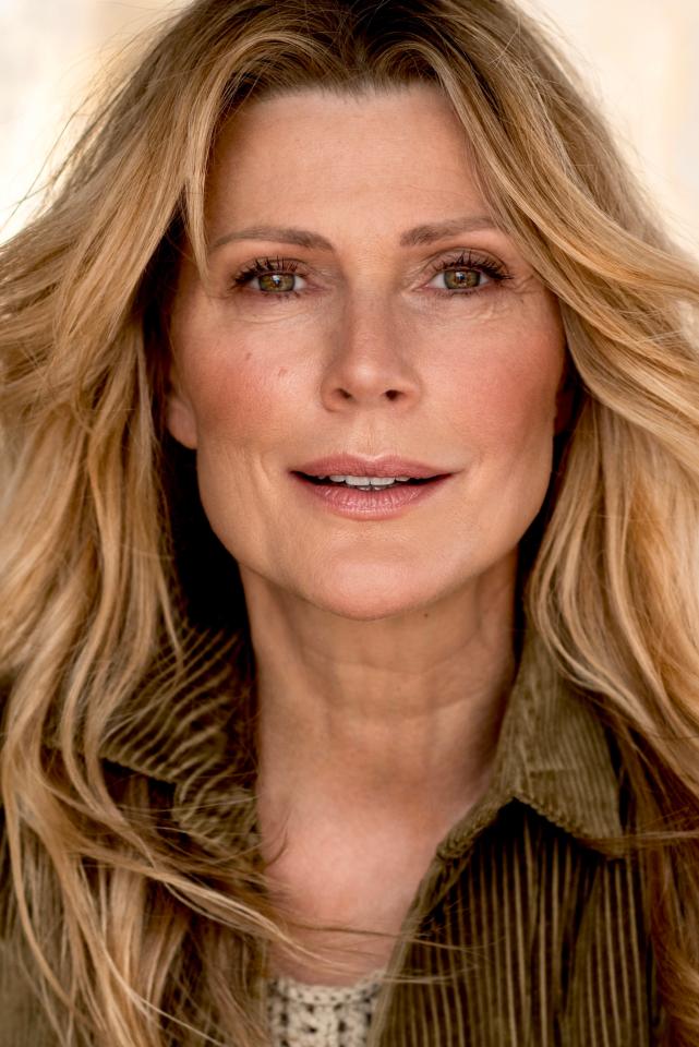 Ingrid R. ist ein weibliches Best Ager Model mit grünen Augen und blonden Haaren aus München