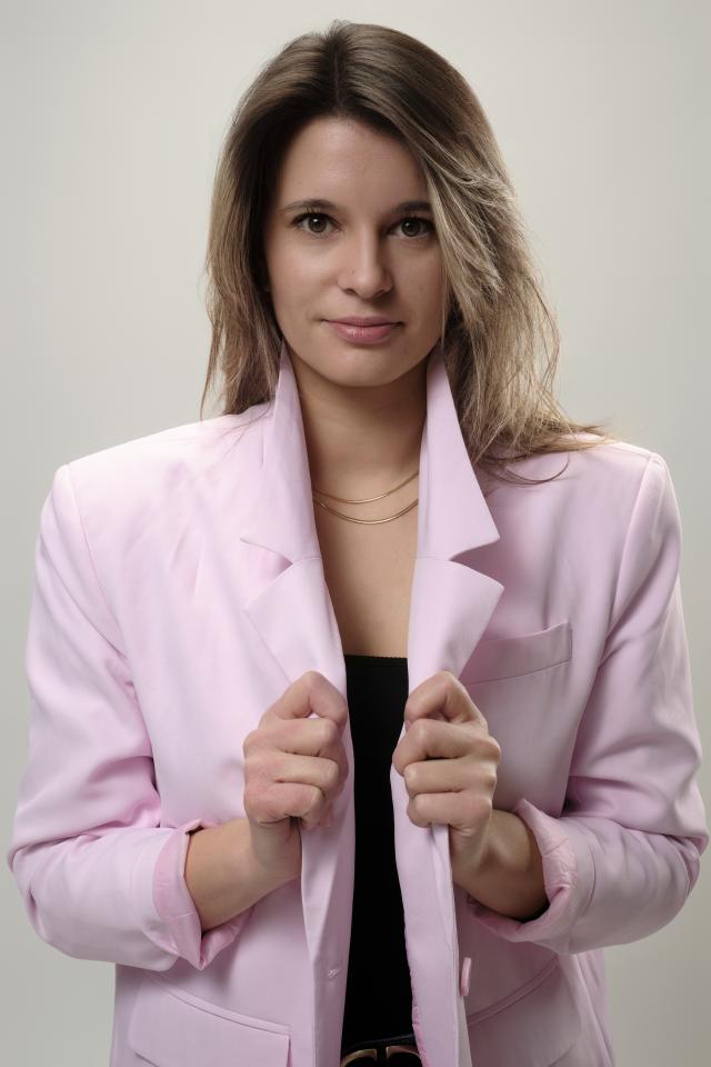 4. Bild von Elisa E. aus seiner Sedcard