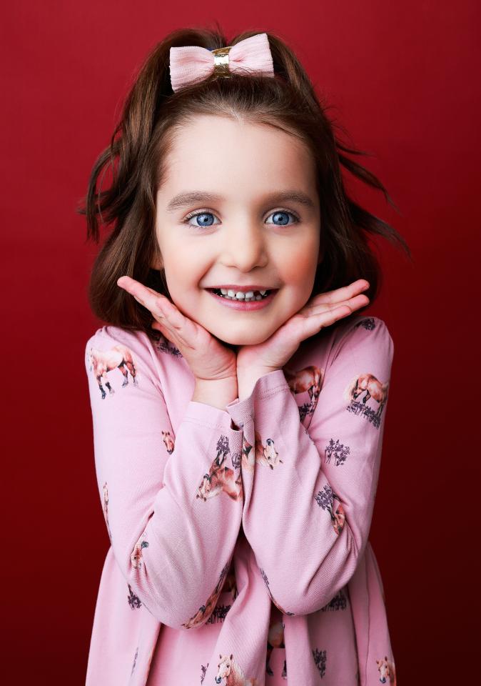 4. Bild von Louisa Michelle Britney Victoria  L. aus seiner Sedcard