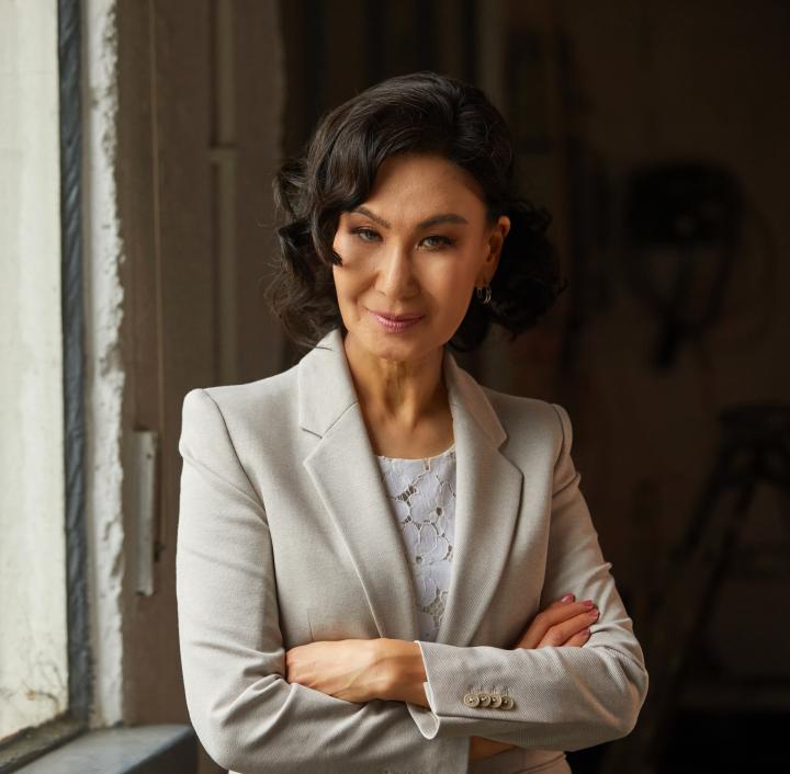 11. Bild von Adilbish  A. aus seiner Sedcard