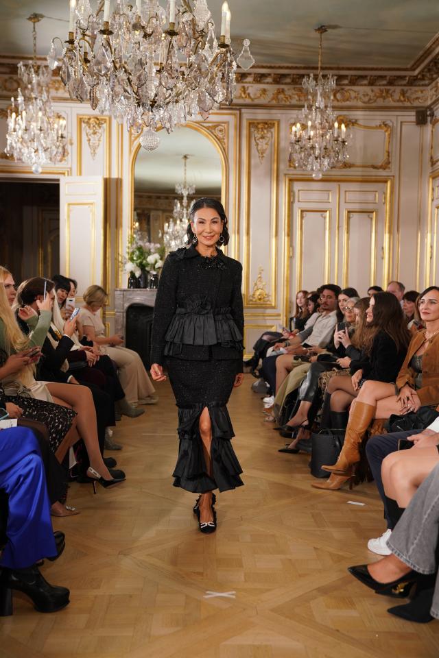 18. Bild von Adilbish  A. aus seiner Sedcard