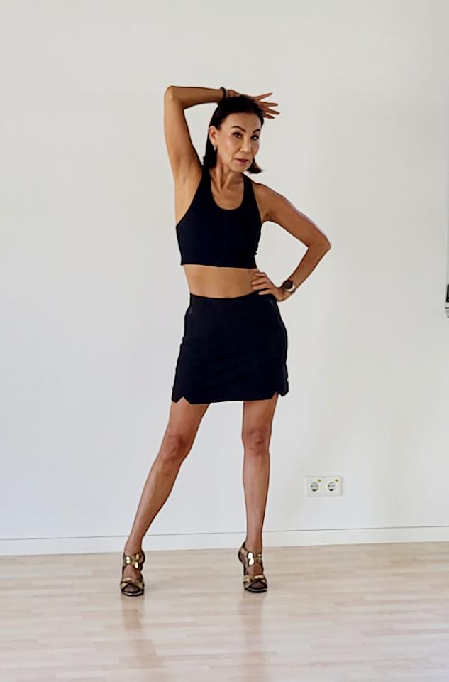 13. Bild von Adilbish  A. aus seiner Sedcard