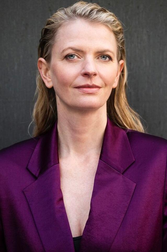 Kathrin K. ist ein weibliches Actors Model mit blauen Augen und blonden Haaren aus Stuttgart