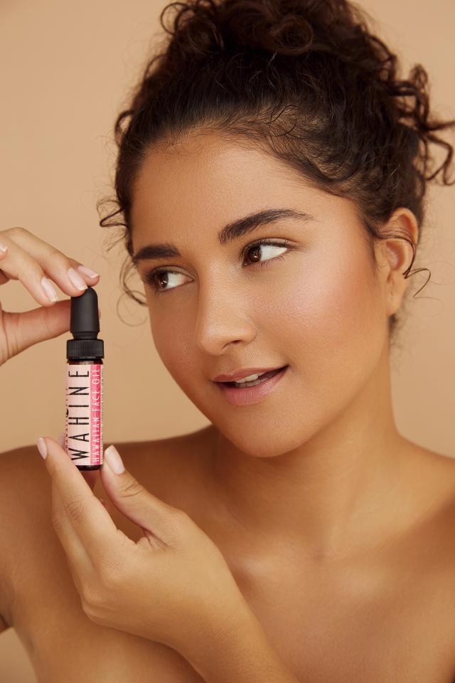 8. Bild von Elisha E. aus seiner Sedcard