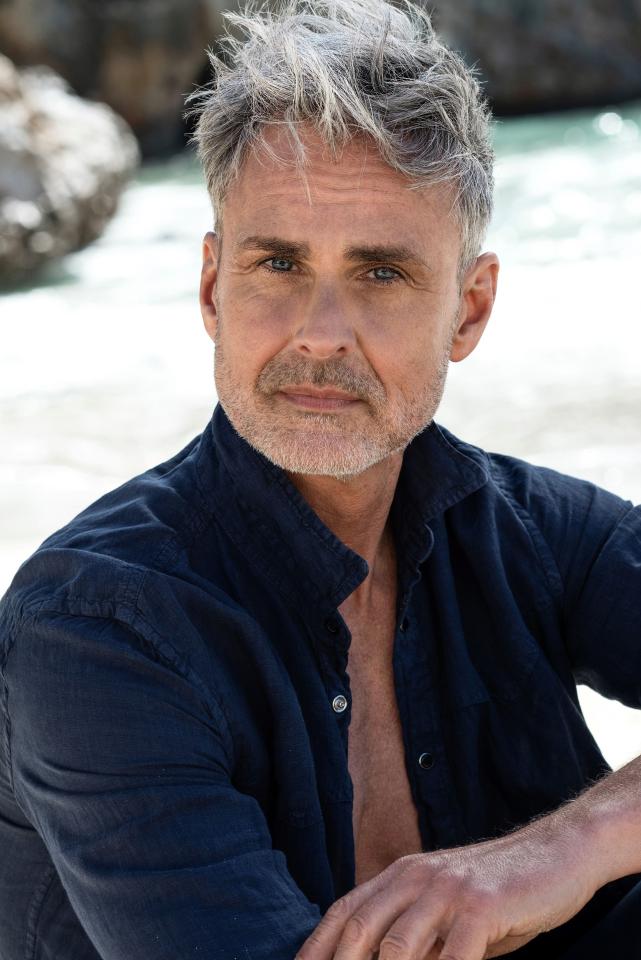 Steffen F. ist ein männliches Best Ager Model mit blauen Augen und gräulichen Haaren aus Nürnberg